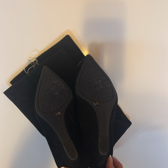 Gianni Bini Elegant Black Knee-High Women's Boots size 6.5M (G) - Picture 6 of 7